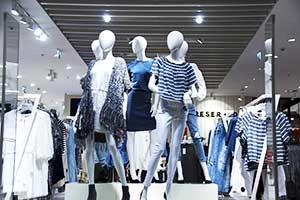 magasins de vêtements prêt à porter pour femmes en Charente-Maritime